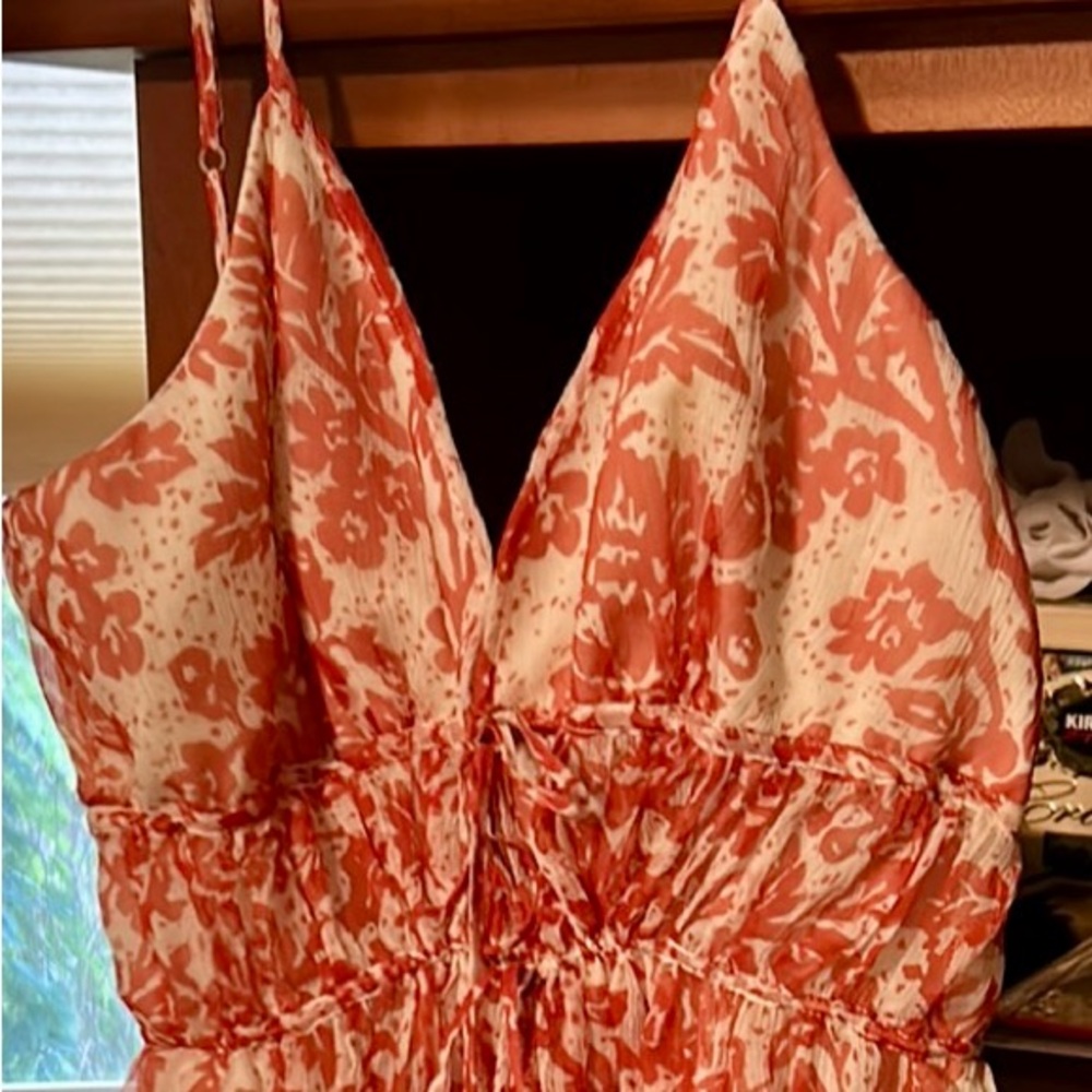 NWT LAUNDRY Floral Orange and White Adjustable Spaghetti strap Women's Top